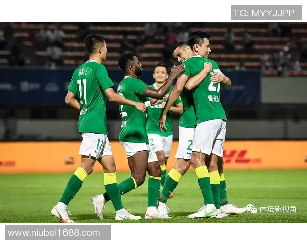 深圳羽毛球队在选拔赛中以60分稳居积分榜首位展现强劲实力 深圳羽毛球队在选拔赛中以60分稳居积分榜首位展现强劲实力